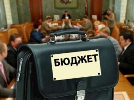 Исполнение бюджета 2015 года вызывает беспокойство в столице Поморья