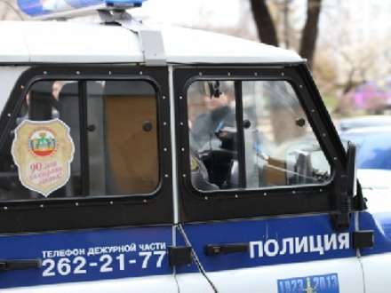 В Архангельской области злоумышленник открыто похитил у ребенка шапку