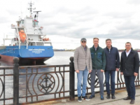 Руководство АЦБК и города бумажников посетило с экскурсией судно «СМП Новодвинск»