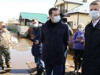 Глава Поморья осмотрел места подтоплений в Котласе
