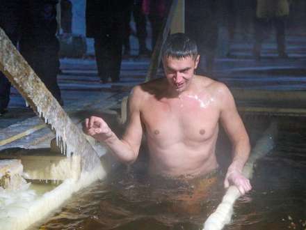 В Архангельской области завершаются крещенские купания. Фото