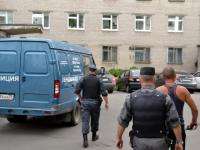 Архангельские полицейские смогли поймать троих преступников, специализирующихся на грабеже дач