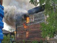 В Архангельске произошёл пожар в доме на улице Революции