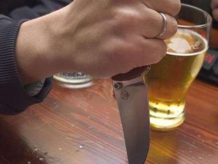 Житель Поморья, обороняясь от нападения собутыльника, сам его убил