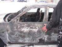 В Коряжме автомобиль сгорел на глазах у владельца