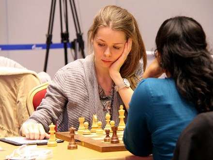 Архангельская шахматистка сыграла первую партию на чемпионате мира в Сочи