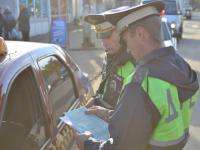 В Архангельске полицейские при проверке нашли у водителя поддельные документы