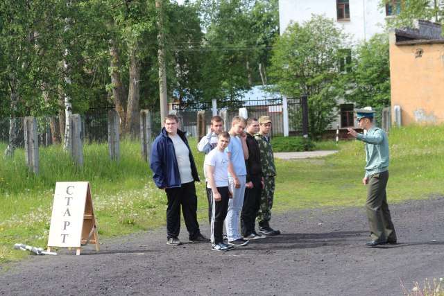 Пятидневные военные сборы для подростков в Северодвинске 
