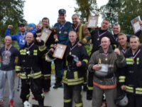 В Архангельске прошли соревнования пожарных по кроссфиту