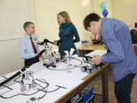 Северодвинские школьники приняли участие в олимпиаде по робототехнике
