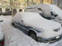 Возле мэрии Архангельска обнаружили три забытых автомобиля
