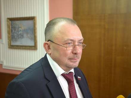 Депутаты внесли изменения в трехлетний бюджет Архангельской области