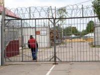 В Северодвинске на шесть лет в тюрьму отправили девушку, которая пыталась зарубить отца топором