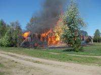 Пятый пожар за три дня в деревне Лампожня Мезенского района