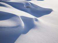В Северодвинске лыжник спас пенсионера, лежавшего в глубоком снегу
