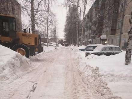 Снег из Архангельска вывозят по три тонны за ночь