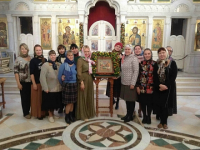 Второе занятие из цикла «Цветы в храме» прошло в Успенской церкви Архангельска