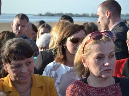 Жители ветхих и аварийных домов встретились с депутатами городской Думы
