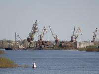 Экстренные службы совместными усилиями спасли металлорезчика Котласского порта 