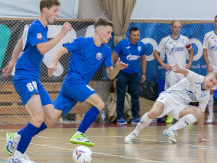 Мини-футбольный клуб «Поморье» поднялся на седьмую строчку высшей лиги