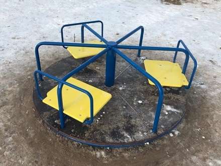 Две новые детские площадки установлены в Северодвинске