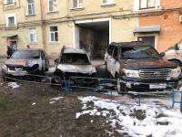В Северодвинске один за другим вспыхнули три автомобиля
