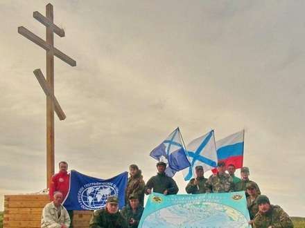 Осужденные из Архангельска создали 6-метровый поклонный крест