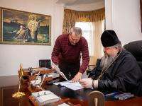 Собор в Архангельске помогут расписать дорожники