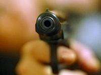 В Архангельске 63-летний пенсионер выстрелил в лицо 33-летнего мужчины из пистолета