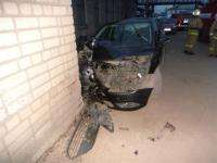 Котласский водитель врезался в здание депо