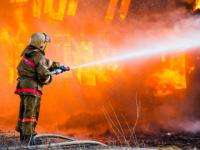В Северодвинске бездомный устроил пожар в нежилом доме