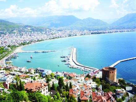 Премьер-министр Турции надеется, что российские туристы будут и дальше ездить в его страну