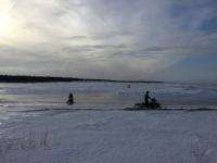 На Белом море под лед провалился снегоход с шестью пассажирами 