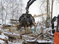 Аварийную древесину в Северодвинске отдадут приютам для животных 