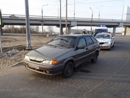 Угнанный в Архангельске автомобиль нашли всего за полчаса