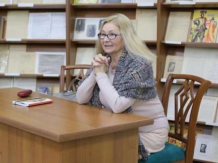 В Архангельске побывала автор книги «Некрещеные времена»