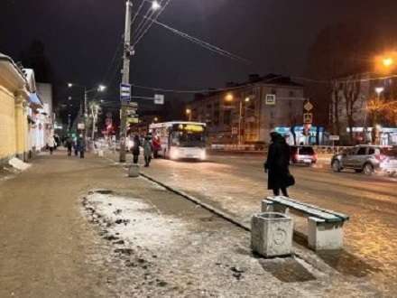 В Северодвинске сносят старые автобусные остановки