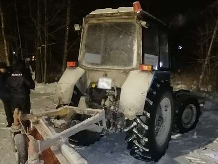 Полисмены Архангельска задержали подозреваемого в угоне трактора