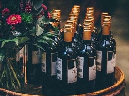 У жителя Коряжмы украли 40 бутылок домашнего вина
