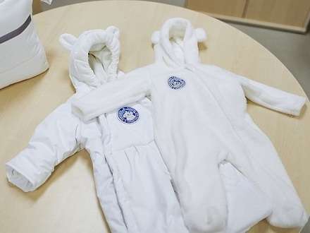 За год в Поморье вручили 7029 наборов для новорожденных