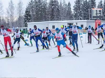 Лыжная гонка в Малых Карелах поймала погодное «окно»